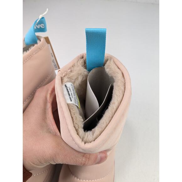 Native Chamonix Summit Bloom Blush Pink Winter Boots - Youth - Picture 4 of 9